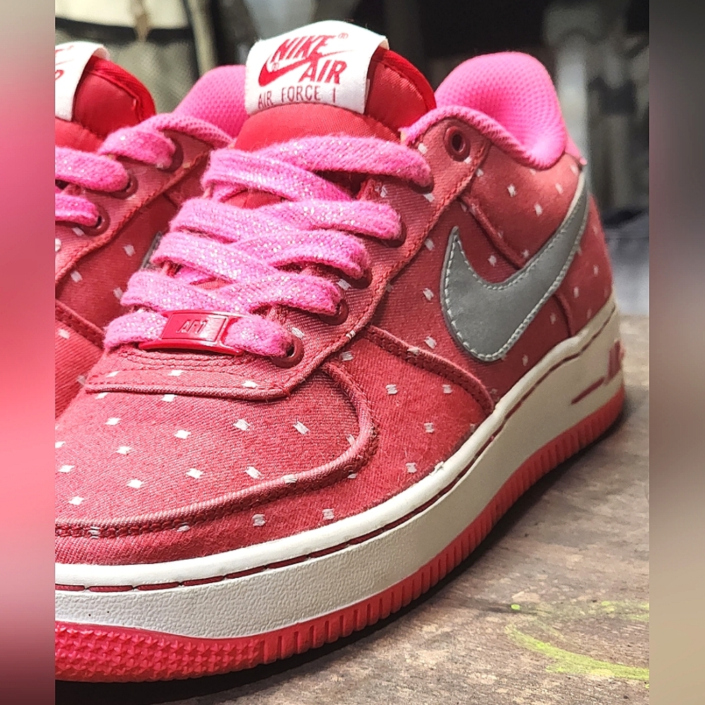 Nike af1 Valentine's day release